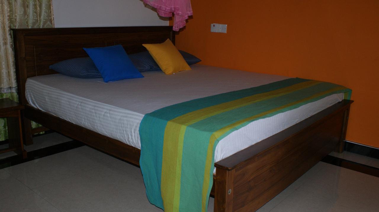 Bee Nest Bed & Breakfast *